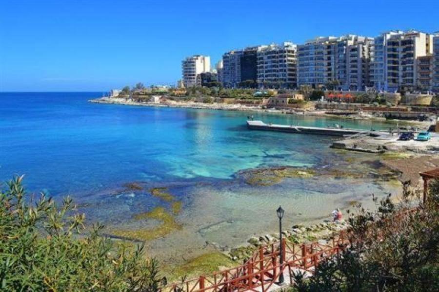 Seaside Oasis Your Own Private Getaway In St Julians St. Julian's Exteriör bild